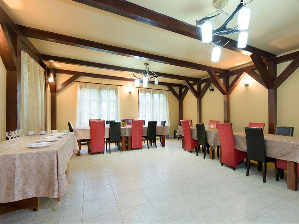 Hotel Pensiunea Bobu Izvoru Muntelui Zewnętrze zdjęcie